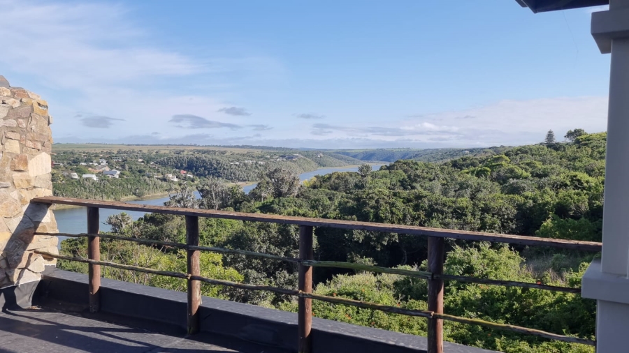 6 Bedroom Property for Sale in Merryhill Eastern Cape